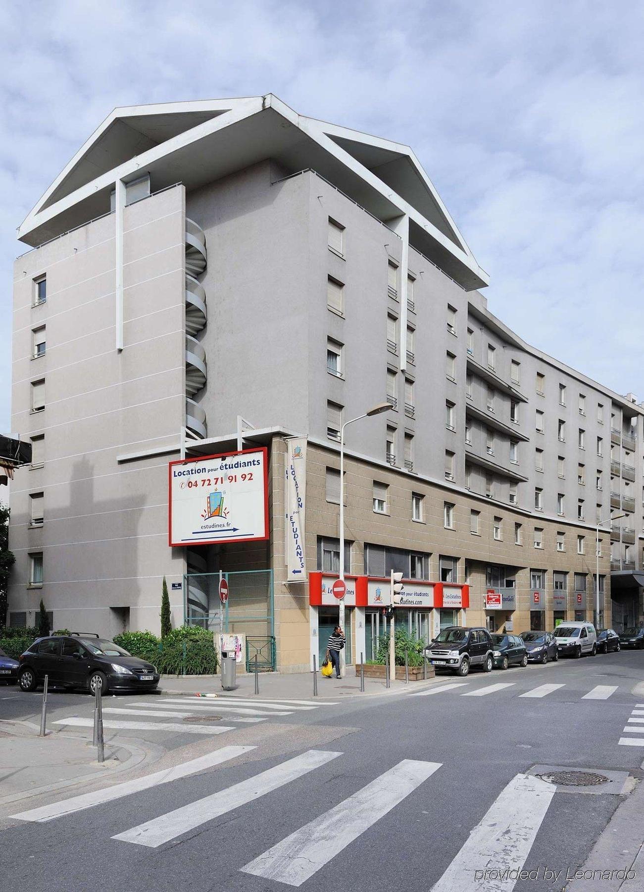 Séjours&Affaires Lyon Saxe-Gambetta Exterior foto
